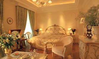 Room in the King George Hotel in Athens