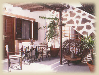 Amoudi Villas
