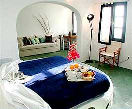 Porto Fira Suites