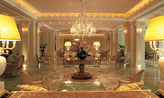 Lobby of King George Hotel in Athens