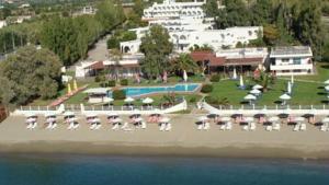 Leonanti Hotel, Schinias