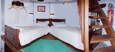 windmill hotel in koufonisi, greece