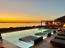 Akre Hotel, Naxos