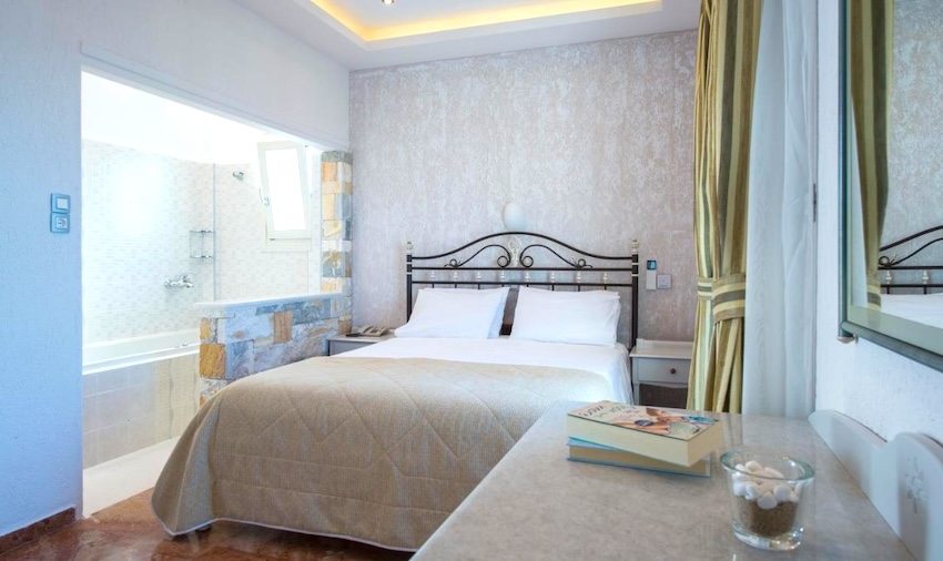 Contaratos Beach Hotel 