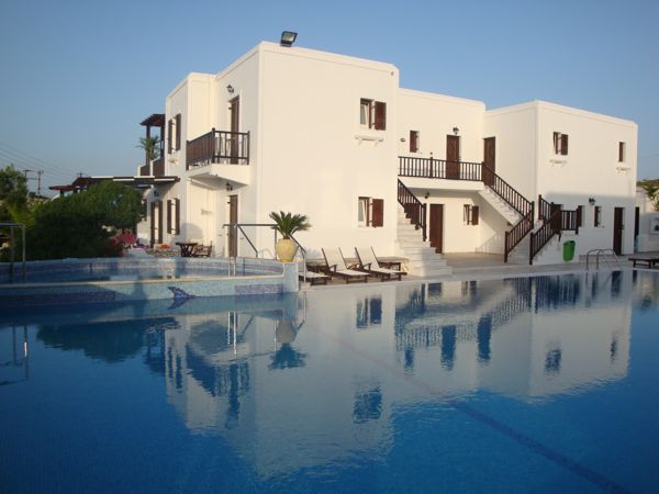 Contaratos Beach Hotel, Naoussa, Paros