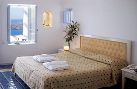 Calderas Lilium Villas hotel in Santorini, Greece