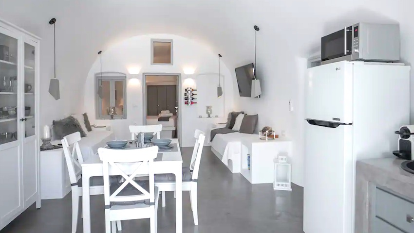 Santorini villa kitchen