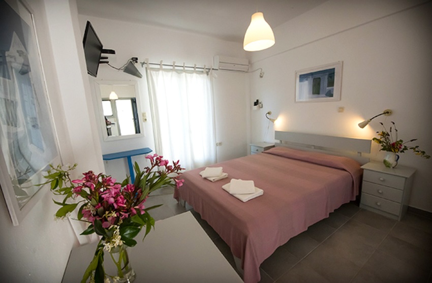 Amalias Apartments, Serifos