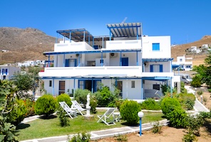 Dorkas Luxury Rooms and Apartments, Serifos