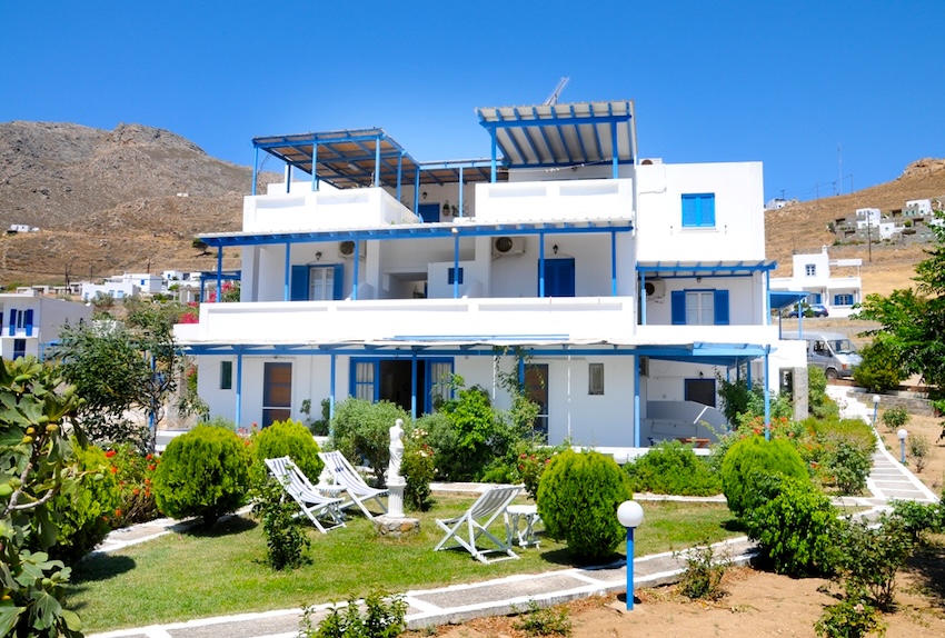 Dorkas Rooms and Apartments, Serifos