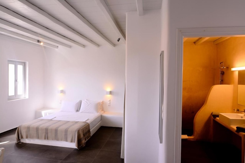 Rizes Hotel, Serifos