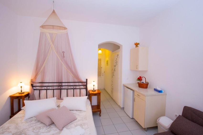 Ageliki, Sifnos