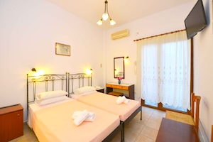 Artemon Hotel