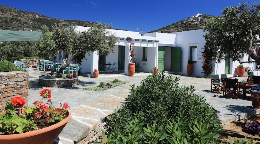 Edem Apartments, Platiyialos