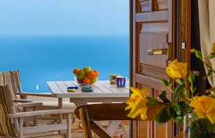 Loukia Apartments