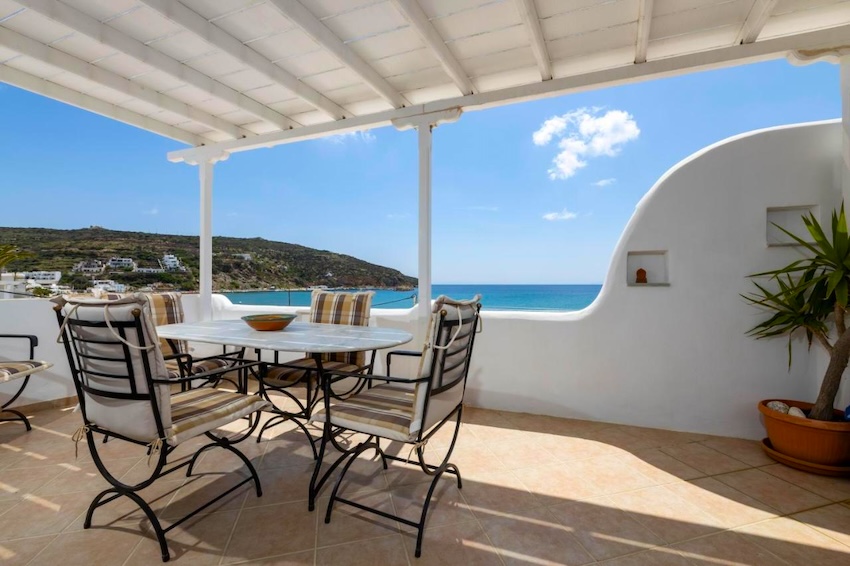 Moschoula Pension, Sifnos