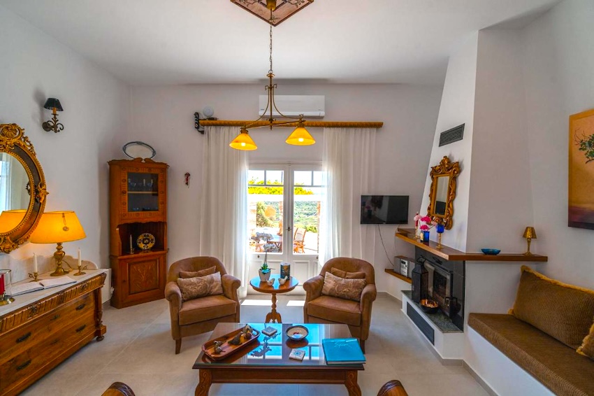 Villa Pelagos living room