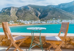 Pera Panta Ikies, Kamares, Sifnos