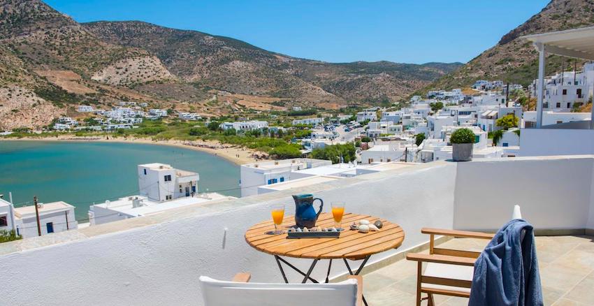 Sifnos House, Kamares