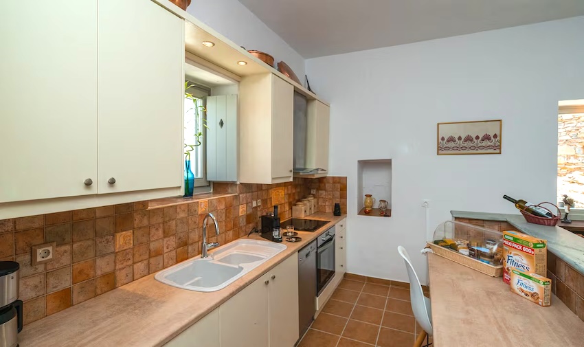 Villa Pelagos, Kitchen