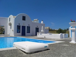 Santorini Traditional Suites