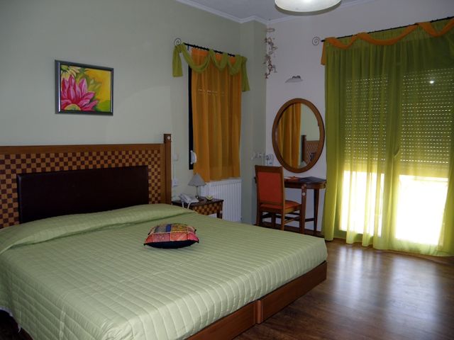 Hotel Emporios Bay Room