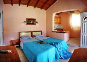 Paradise Studios, Petra, Lesvos