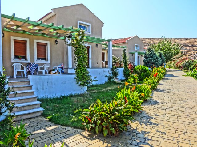 Sigri Villas