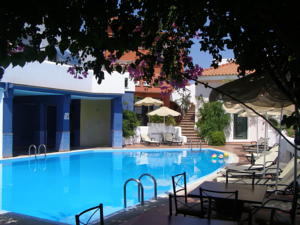 Hotel samos pool