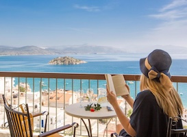 John and George Hotel, Tolon
