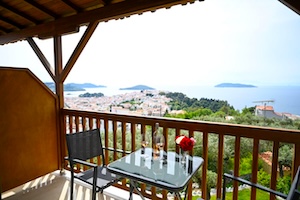 Makis Seaview Studios, Skiathos